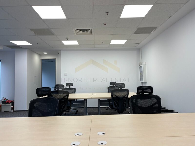 AFI Park 5, spatiu birouri parter de inchiriat, intrare separata.